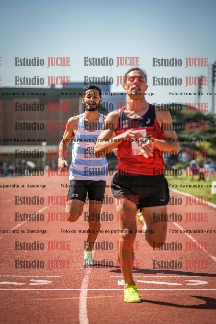 Fotos de los 1500 m llanos de varones