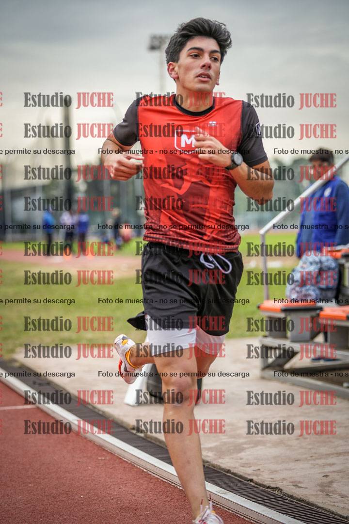 Fotos de los 1500 m llanos de varones - decatlón 10