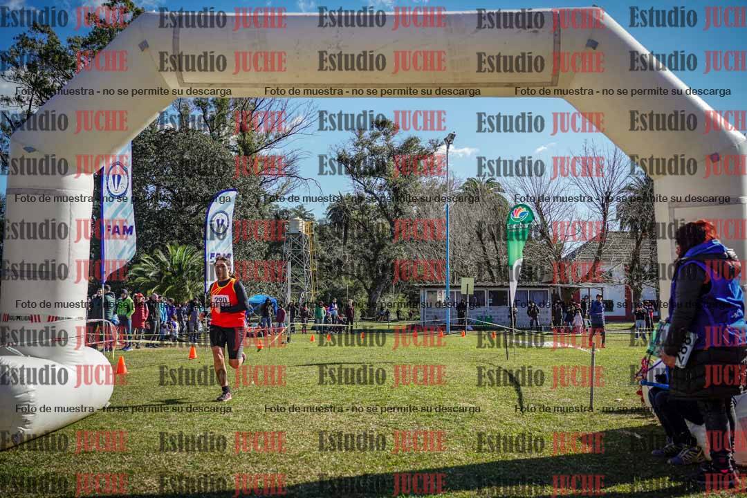 Fotos de la llegada del cross de 3000 m