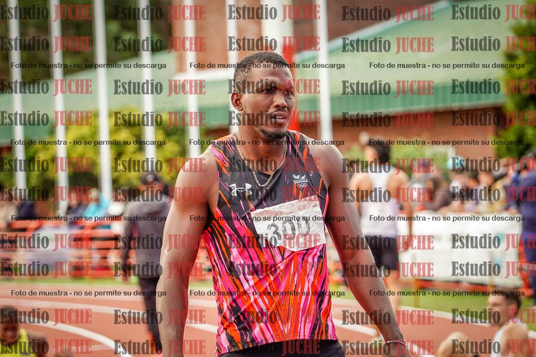 Fotos de algunos extras y podios del día 3