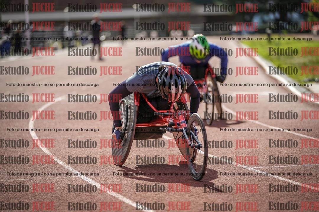 Fotos de los 800 m llanos de silla de ruedas