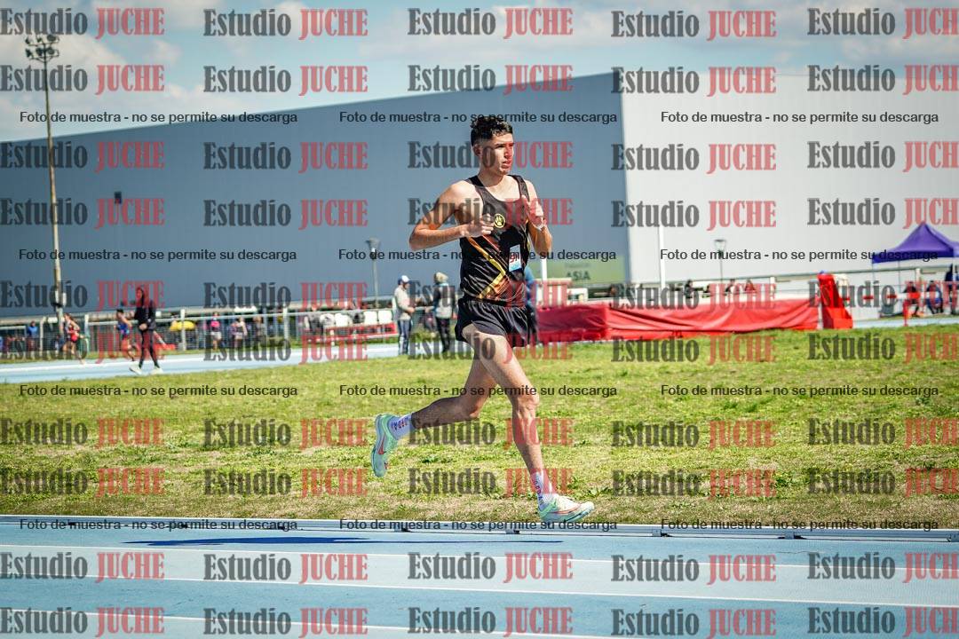 Fotos de los 5000 m llanos de mujeres y varones