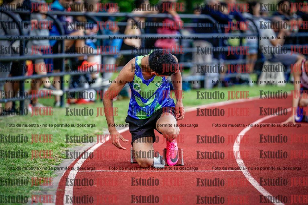 Fotos de los 400 m llanos de varones