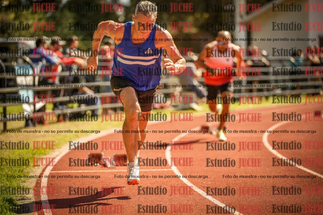 Fotos de los 400 m llanos de varones