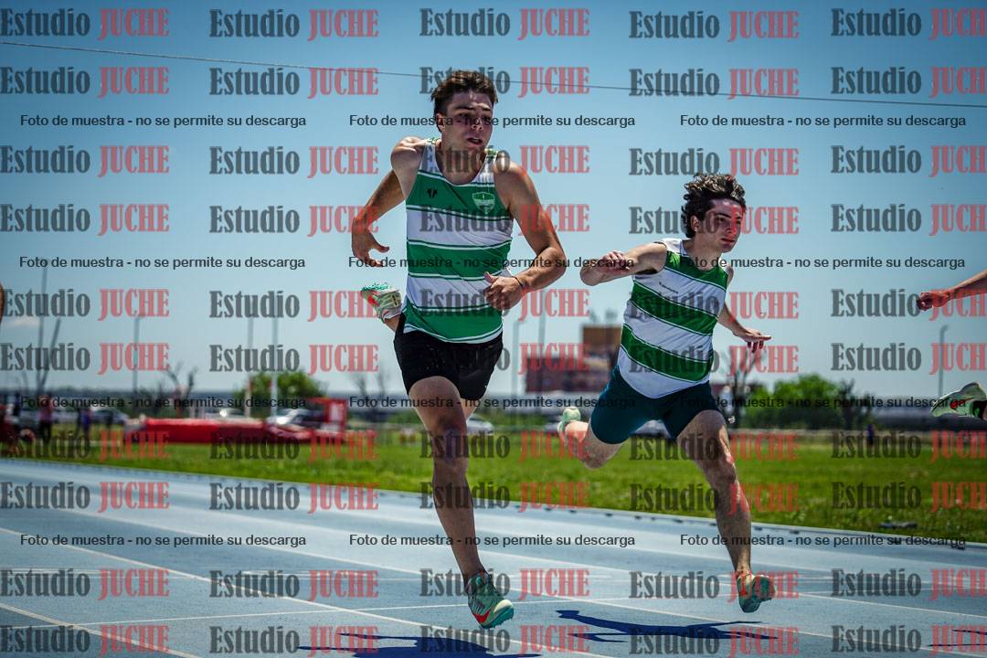 Fotos de los 100 m llanos de varones