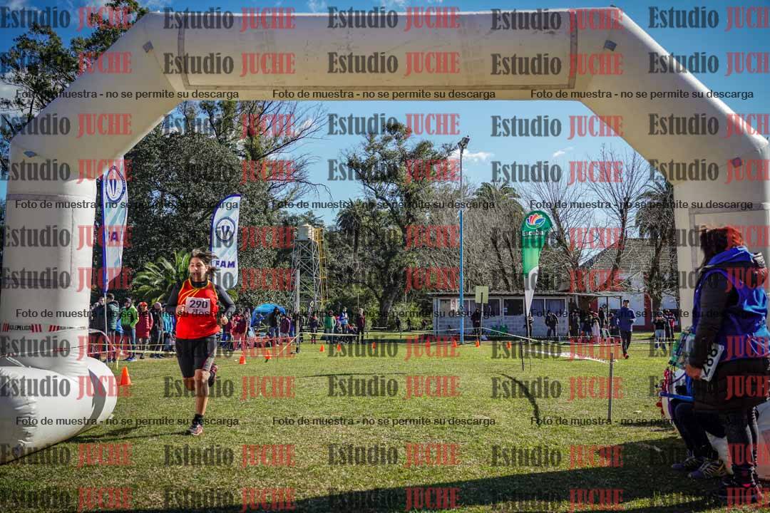 Fotos de la llegada del cross de 3000 m