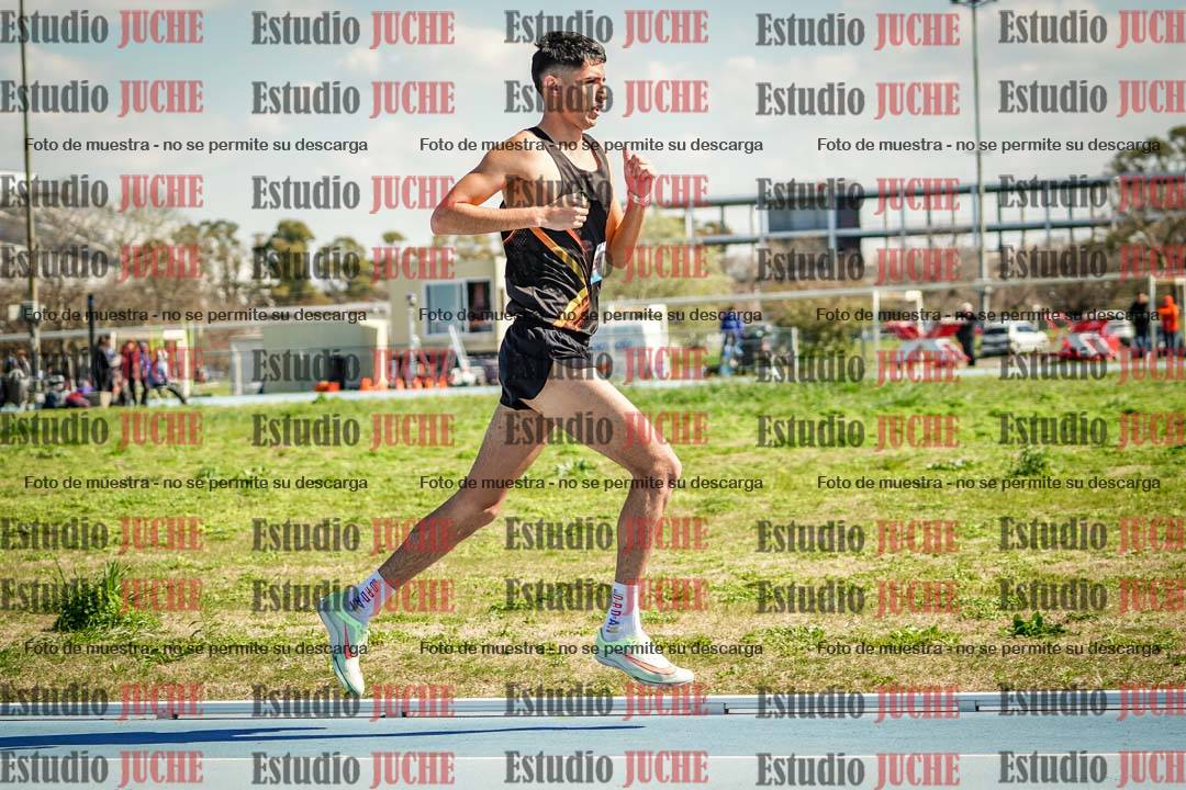 Fotos de los 5000 m llanos de mujeres y varones