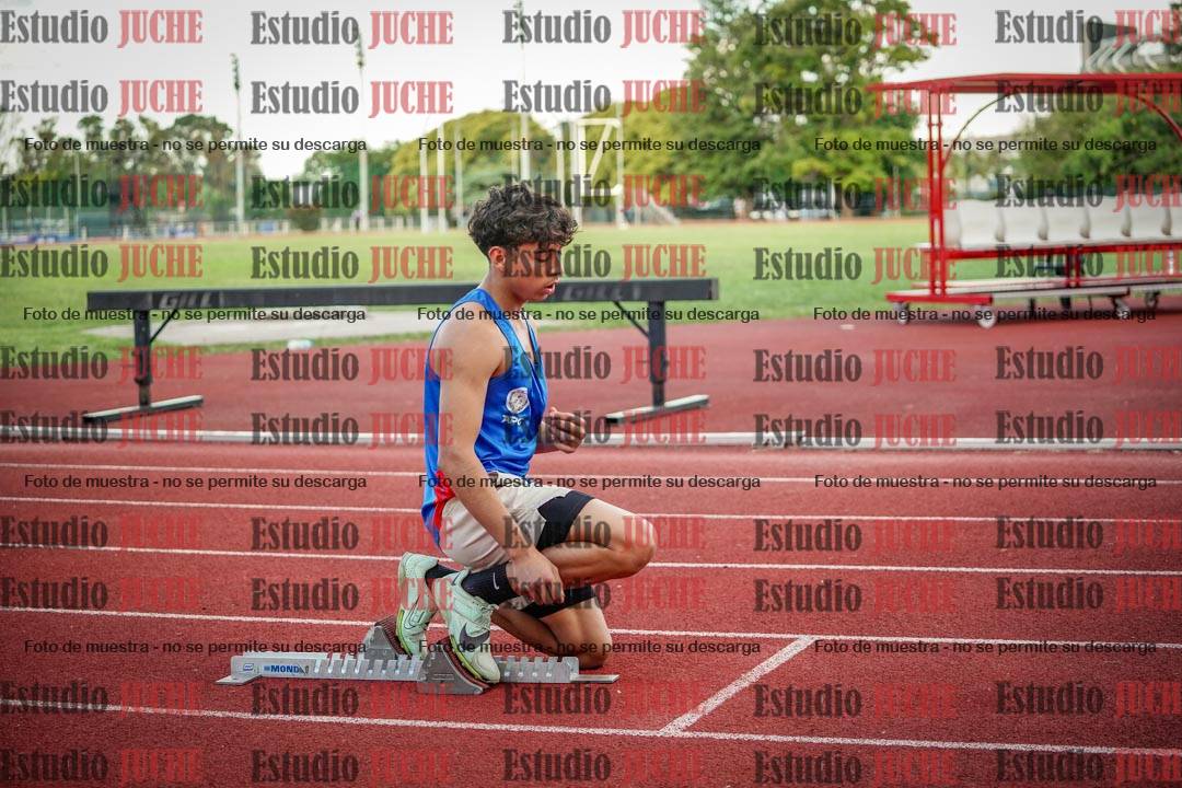 Fotos de los 400 m llanos de varones