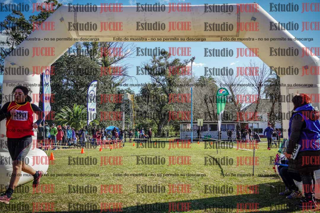 Fotos de la llegada del cross de 3000 m