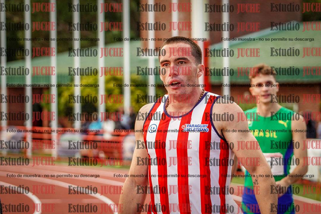 Fotos de algunos extras y podios del día 3