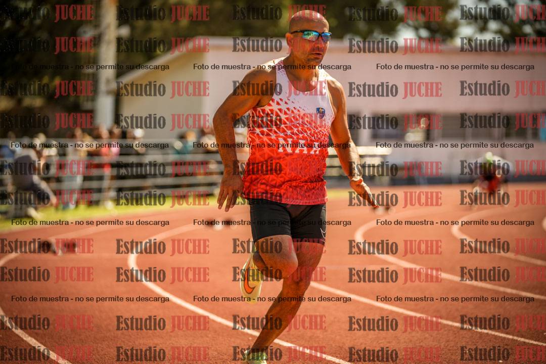 Fotos de los 400 m llanos de varones