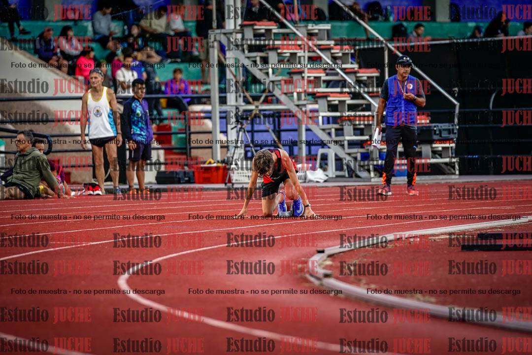 Fotos de los 400 m llanos de varones