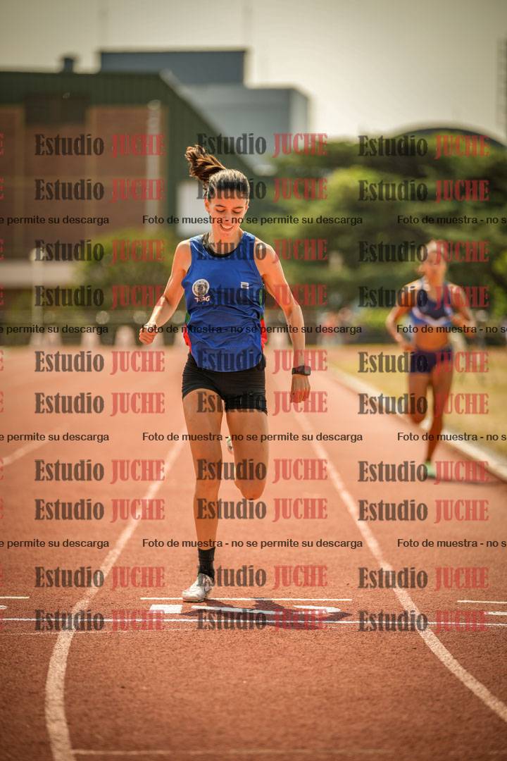 Fotos de los 800 m llanos de mujeres - combinadas 7