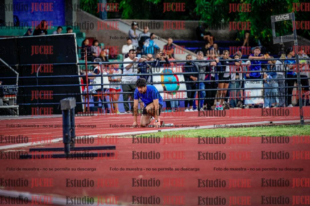 Fotos de los 400 m llanos de varones