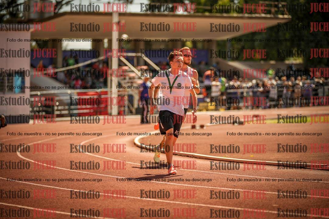Fotos de los 400 m llanos de varones