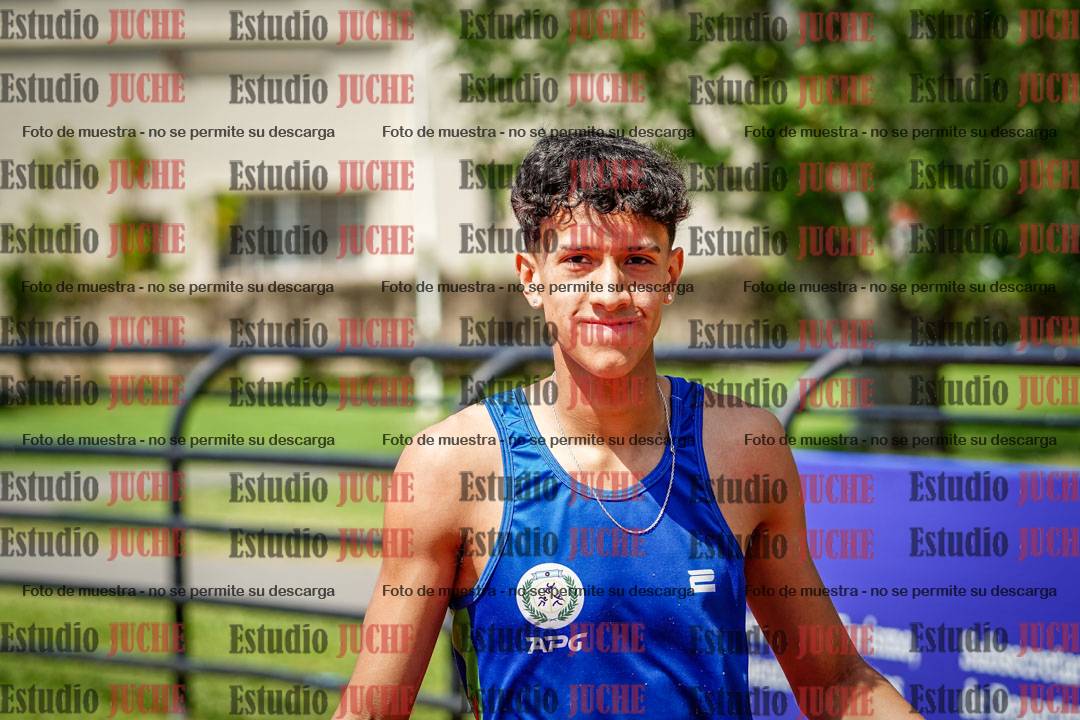 Fotos de los 400 m llanos de varones