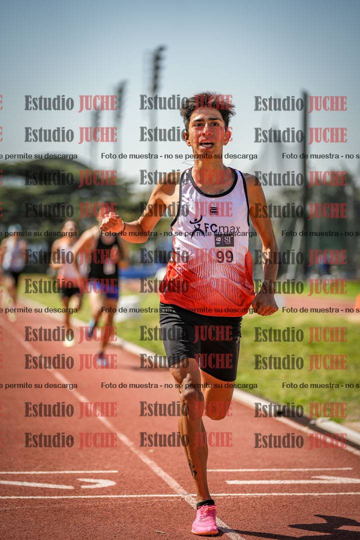 Fotos de los 1500 m llanos de varones