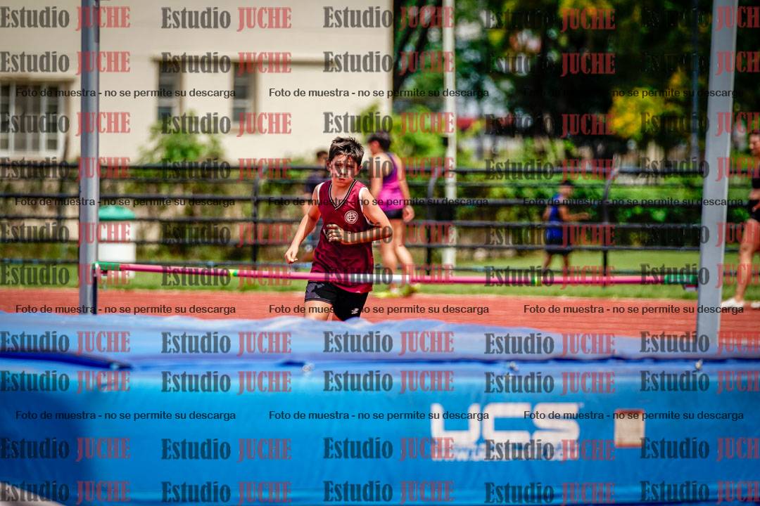 Fotos del salto en alto de varones