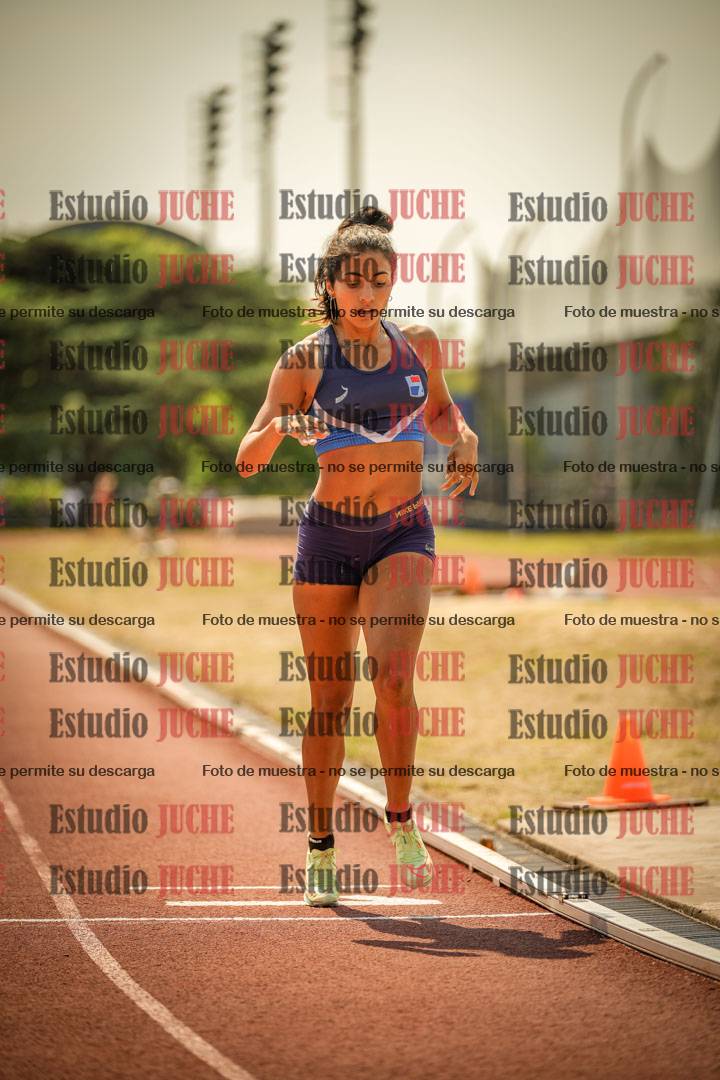 Fotos de los 800 m llanos de mujeres - combinadas 7