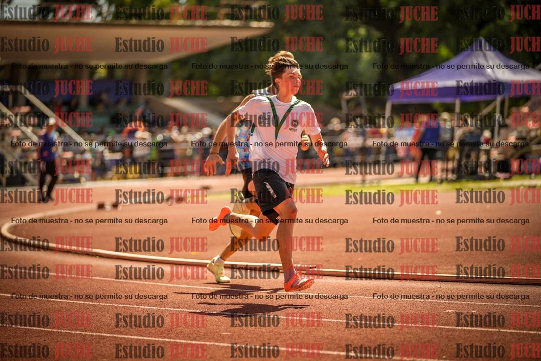 Fotos de los 400 m llanos de varones