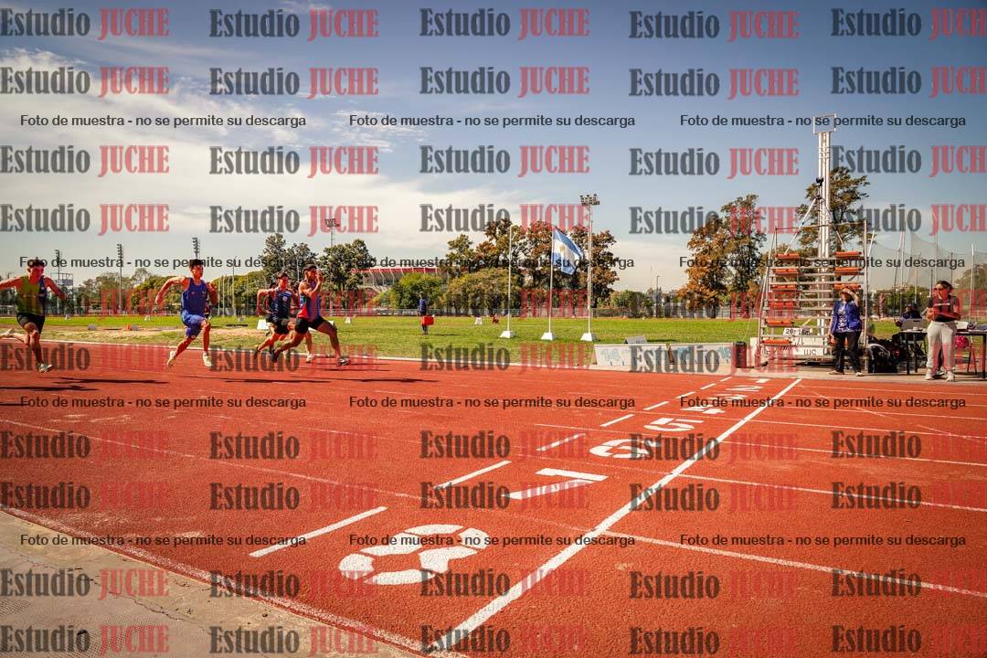 Fotos de los 100 m llanos de varones