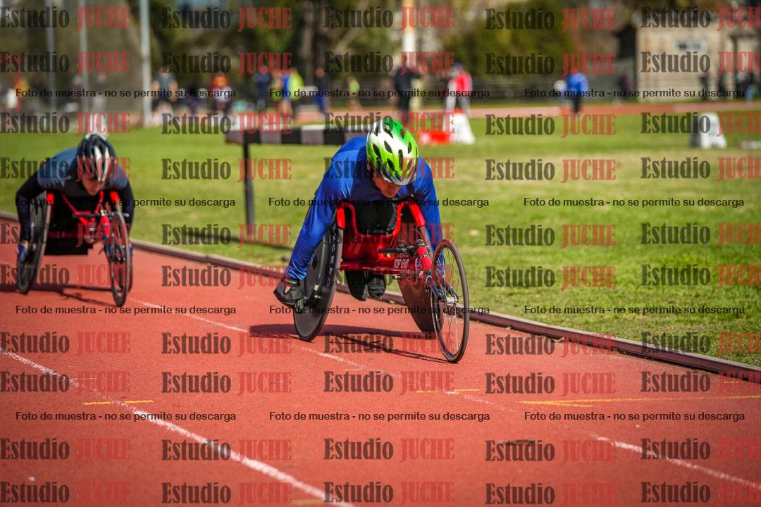 Fotos de los 800 m llanos de silla de ruedas