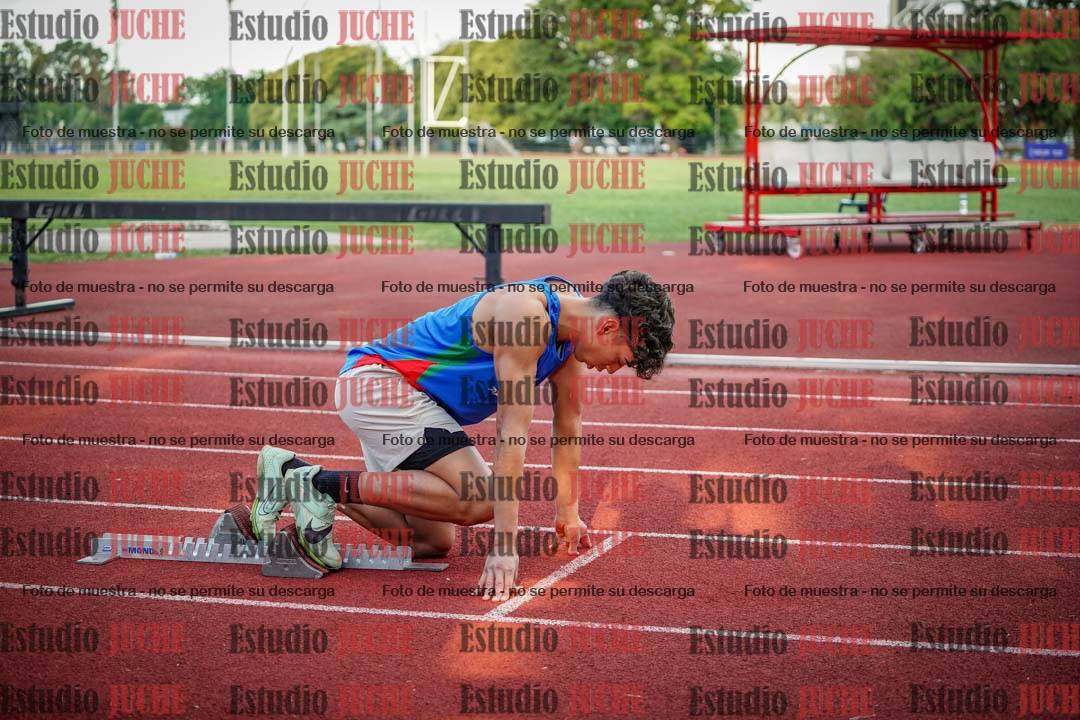 Fotos de los 400 m llanos de varones