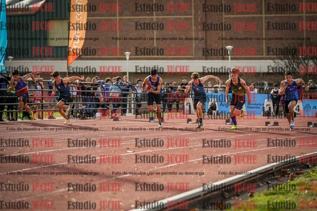 Fotos de los 100 m llanos de varones