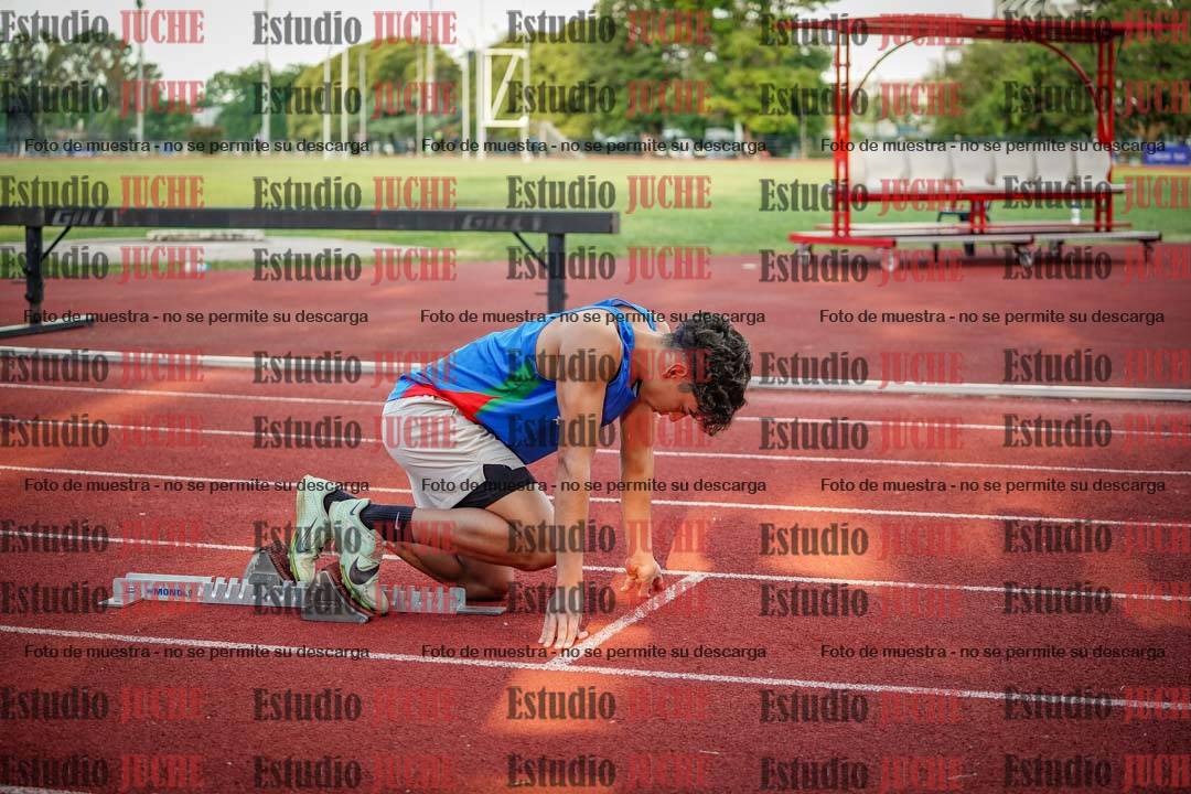 Fotos de los 400 m llanos de varones