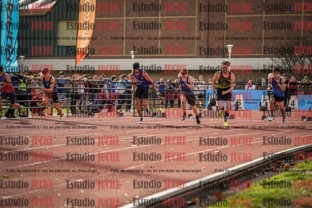 Fotos de los 100 m llanos de varones