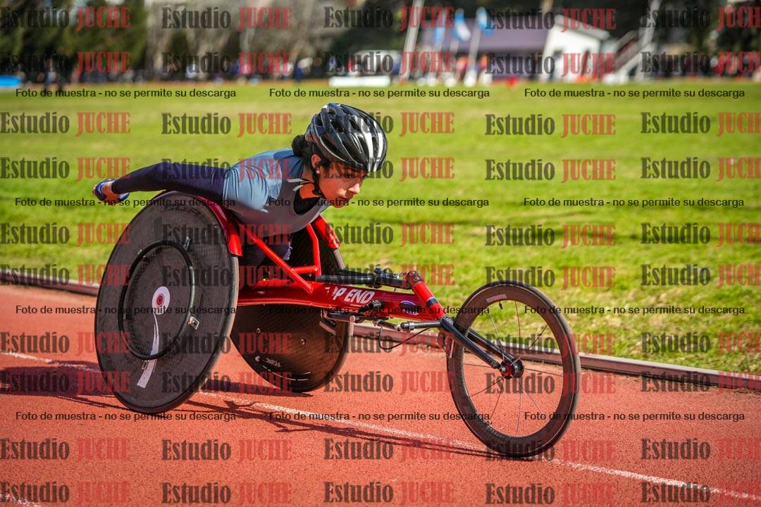 Fotos de los 800 m llanos de silla de ruedas