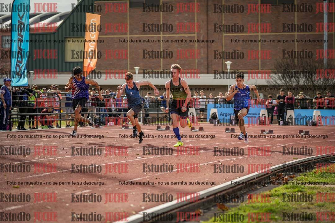 Fotos de los 100 m llanos de varones