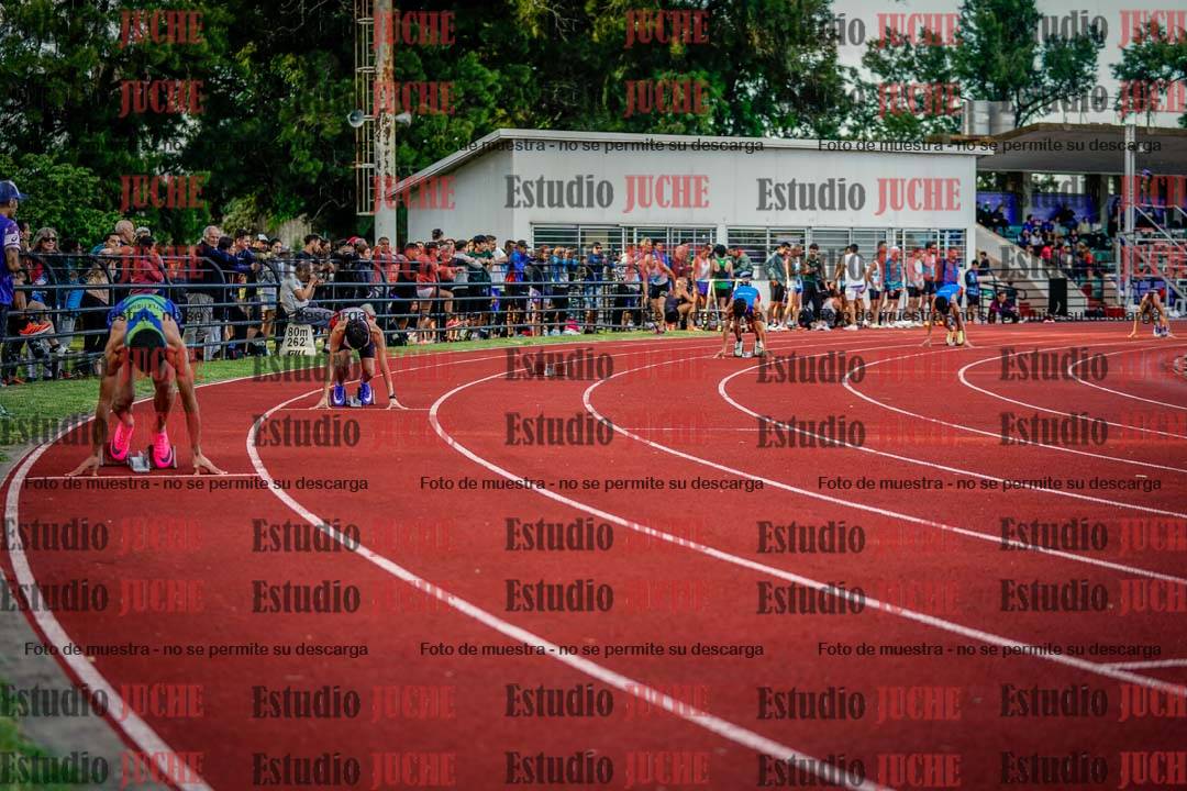 Fotos de los 400 m llanos de varones