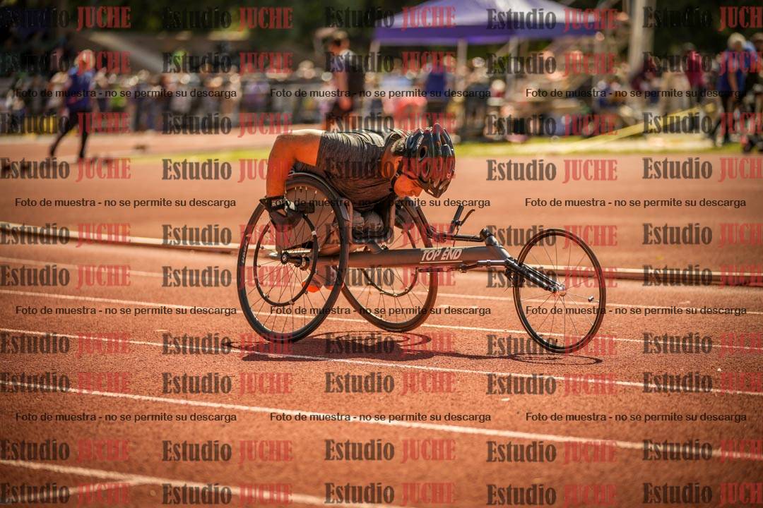 Fotos de los 400 m llanos de varones