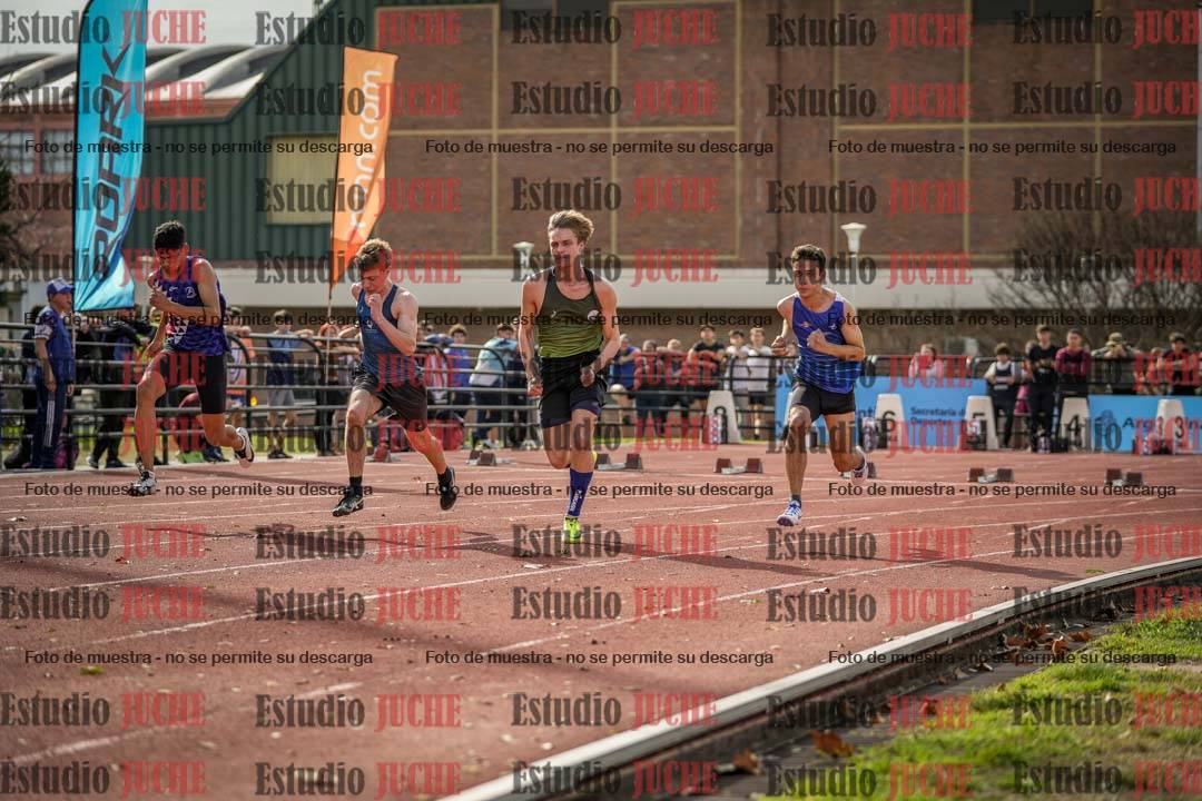 Fotos de los 100 m llanos de varones