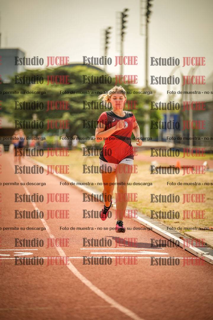 Fotos de los 800 m llanos de mujeres - combinadas 7
