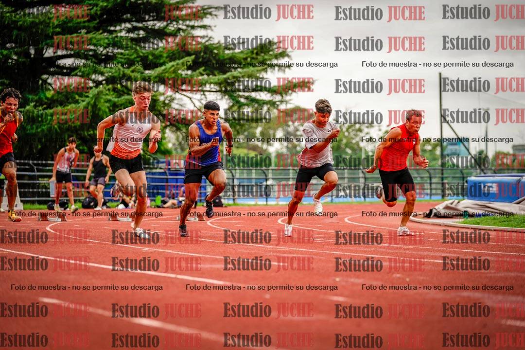 Fotos de los 100 m llanos de varones