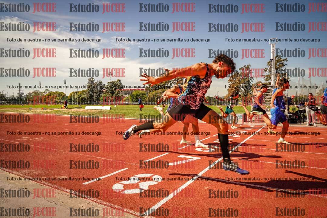 Fotos de los 100 m llanos de varones