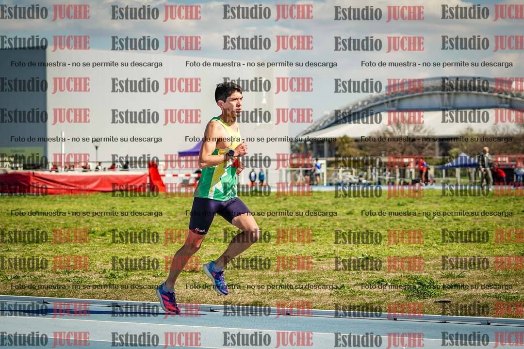 Fotos de los 5000 m llanos de mujeres y varones