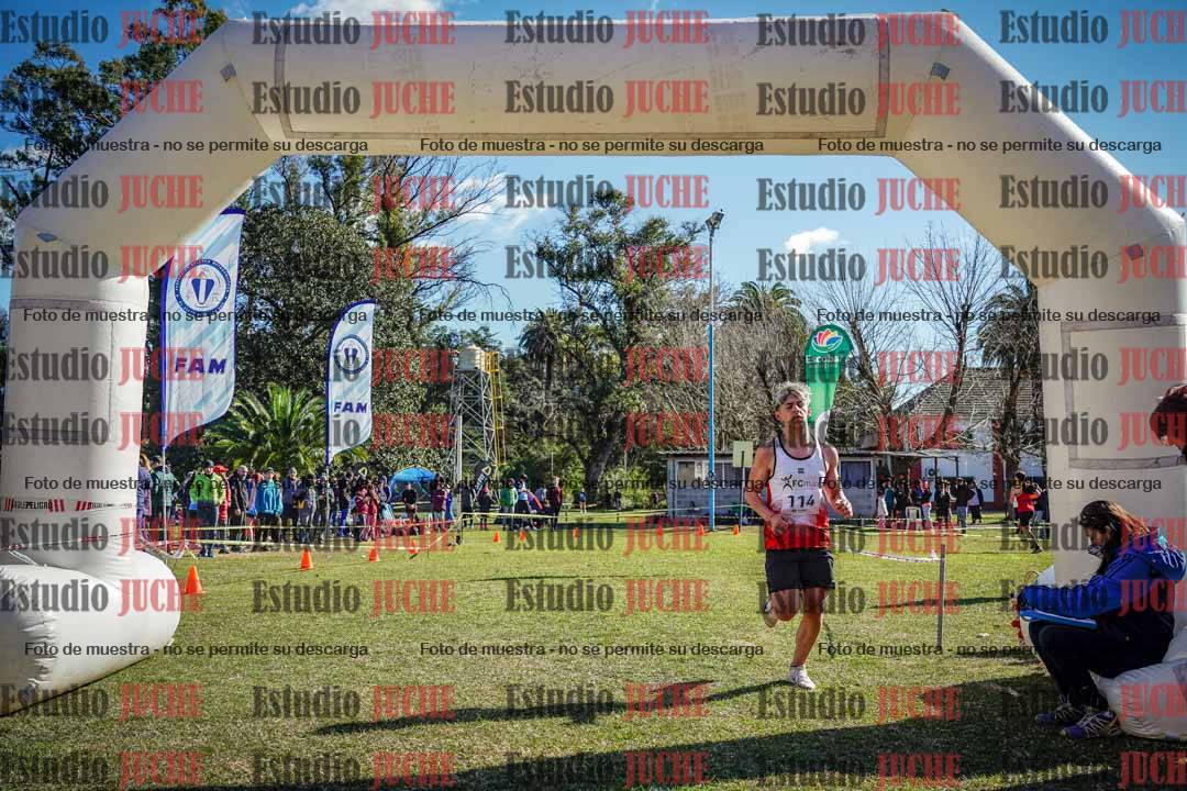 Fotos de la llegada del cross de 3000 m