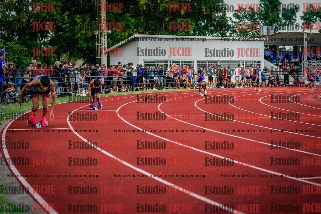 Fotos de los 400 m llanos de varones