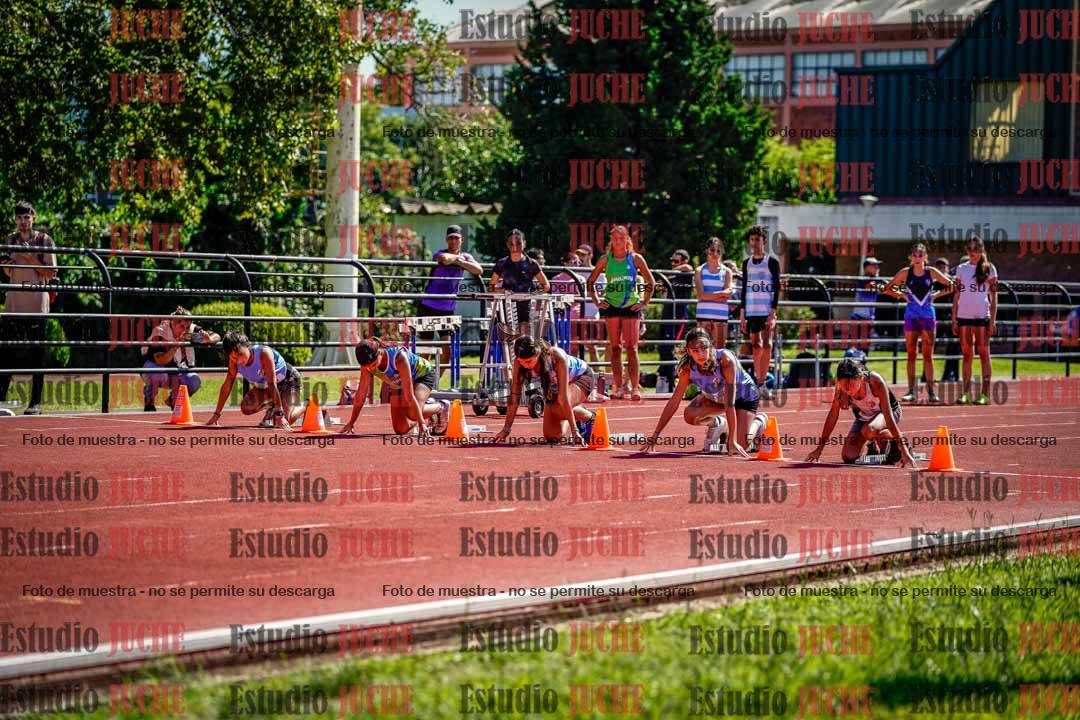 Fotos de los 80 m con vallas de mujeres