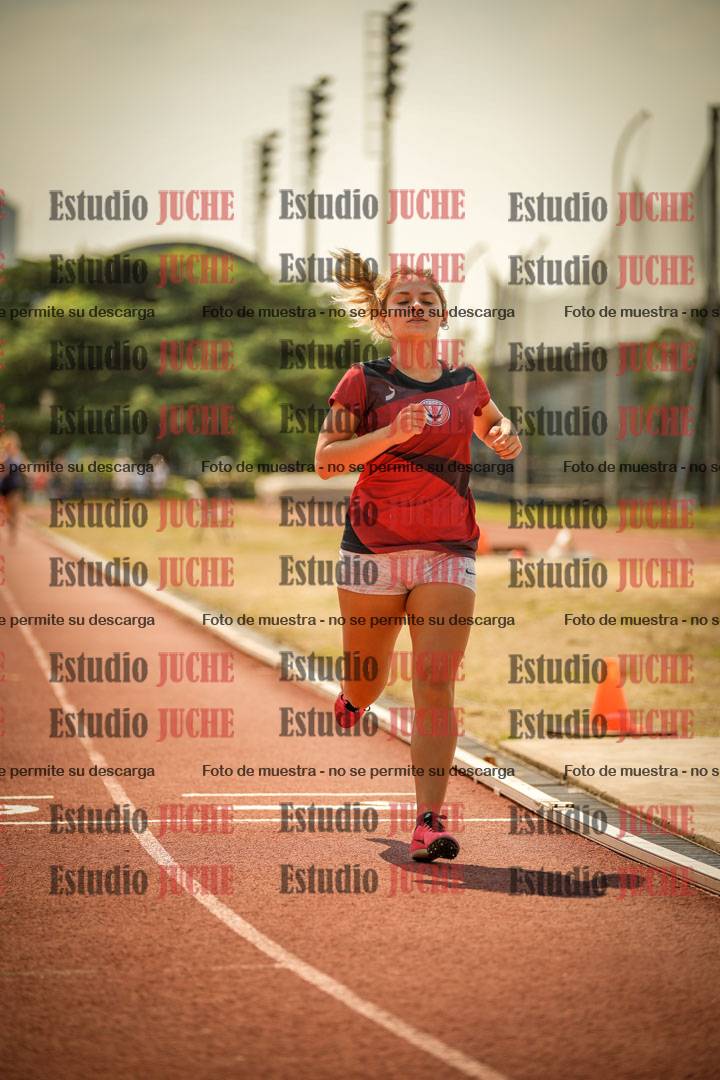 Fotos de los 800 m llanos de mujeres - combinadas 7