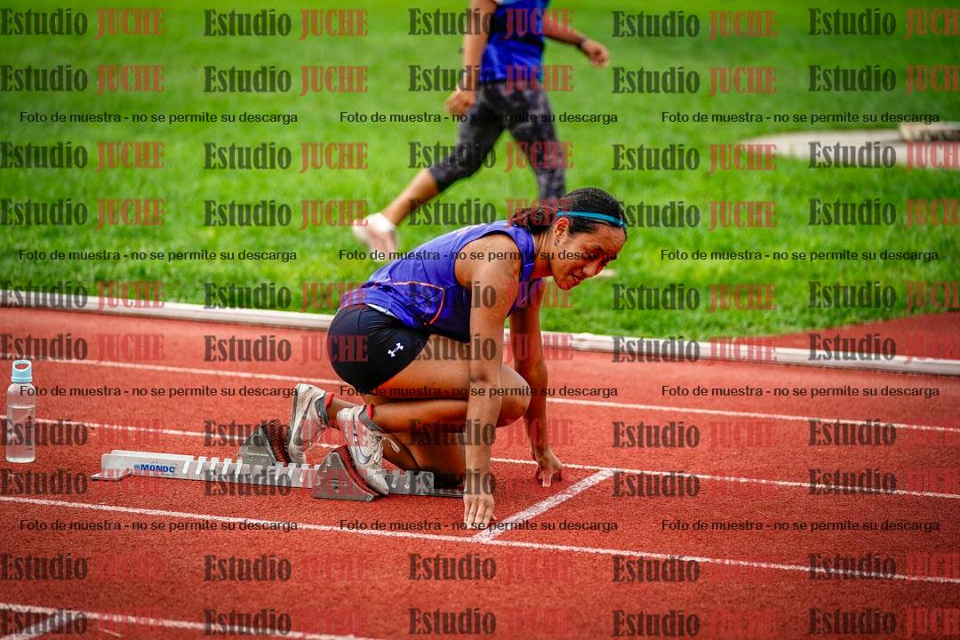 Fotos de los 400 m con vallas de mujeres