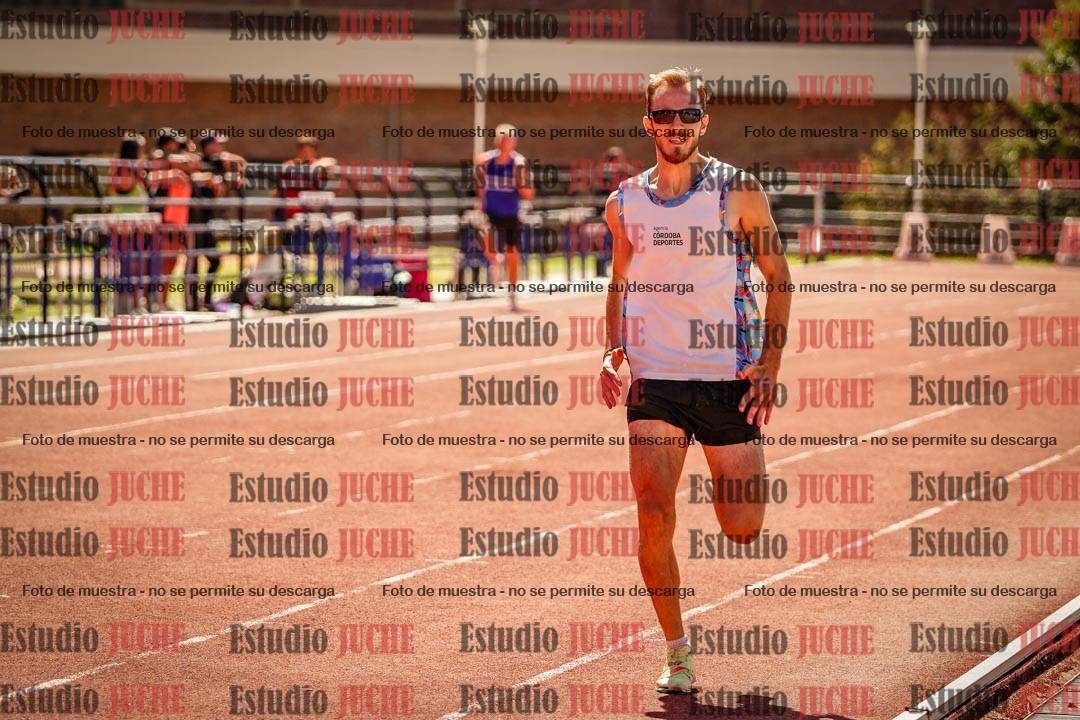Fotos de los 400 m llanos de varones