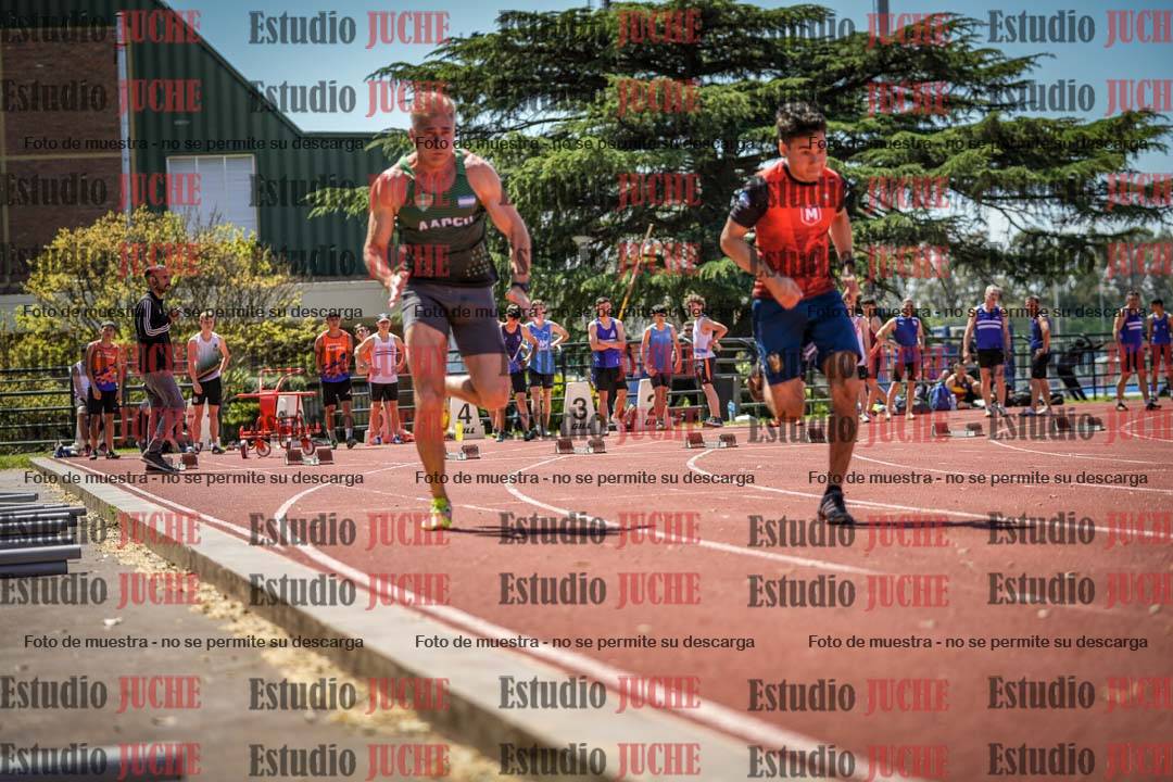 Fotos de los 100 m llanos de varones
