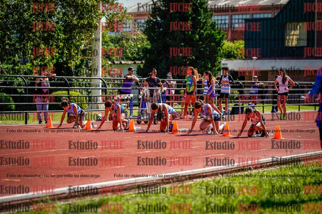 Fotos de los 80 m con vallas de mujeres