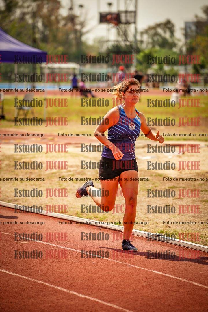 Fotos de los 800 m llanos de mujeres - combinadas 7