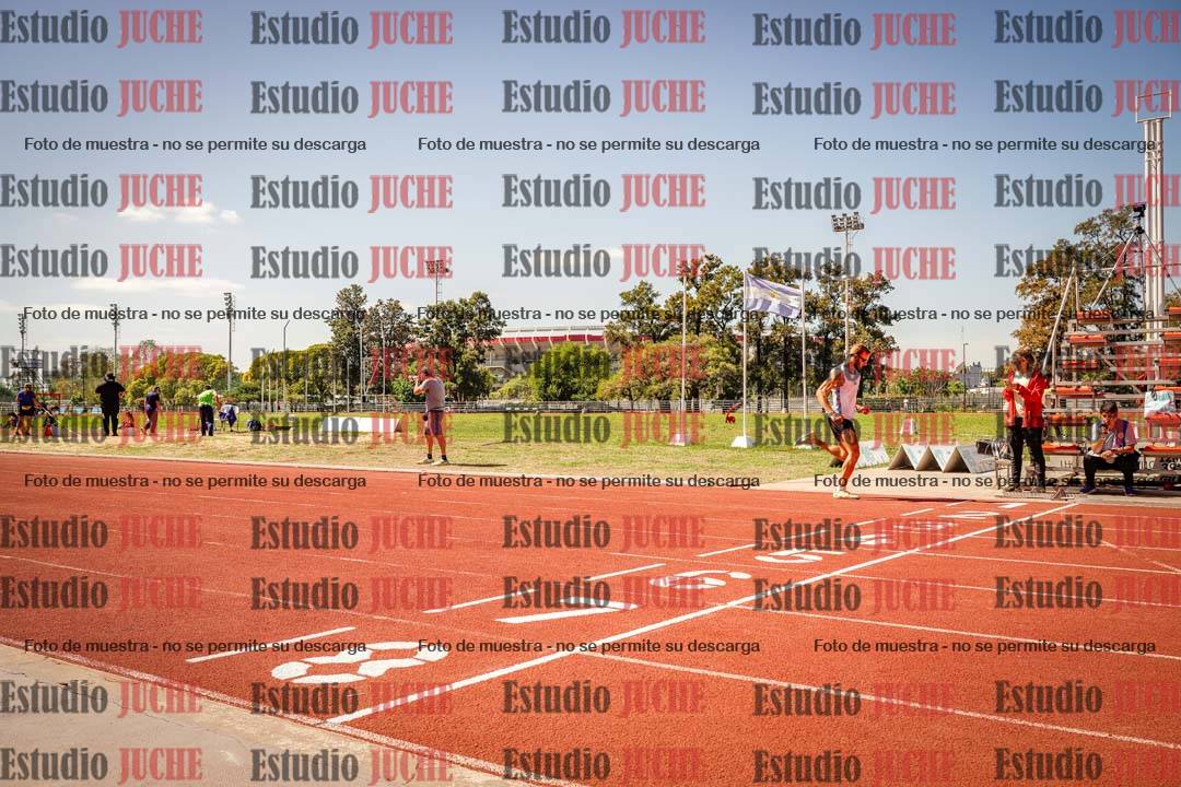 Fotos de los 400 m llanos de varones