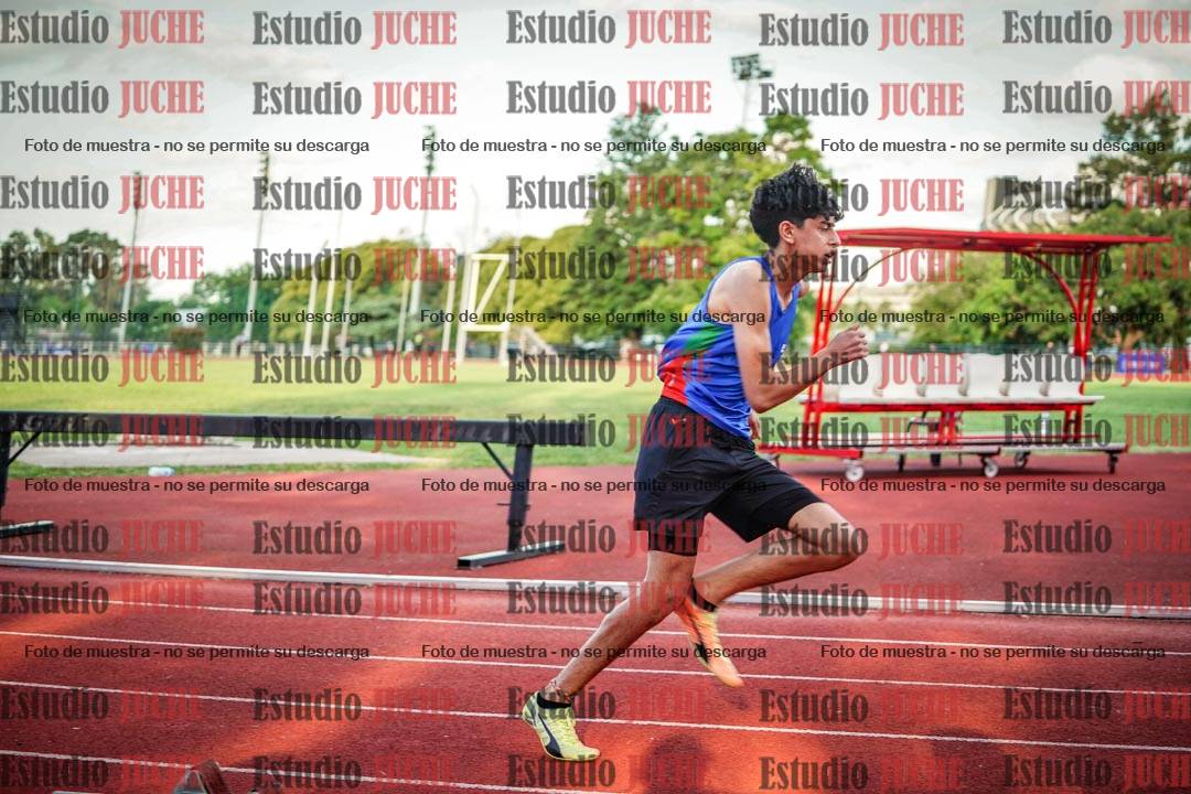 Fotos de los 400 m llanos de varones